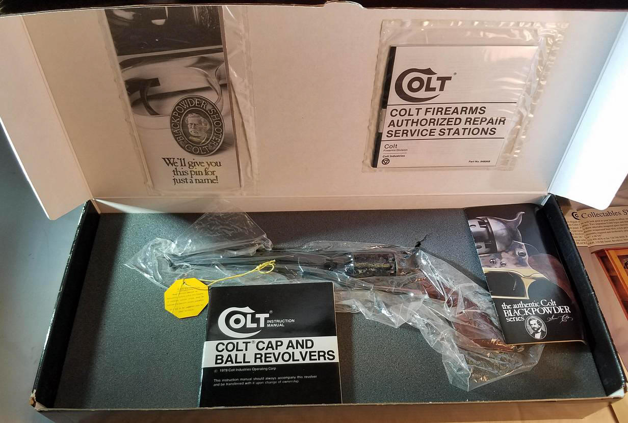 mw2 Colt 1851 navy in box